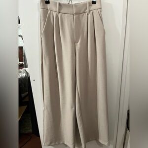 Abercrombie Tailored Wide Leg Pants in size Small Short